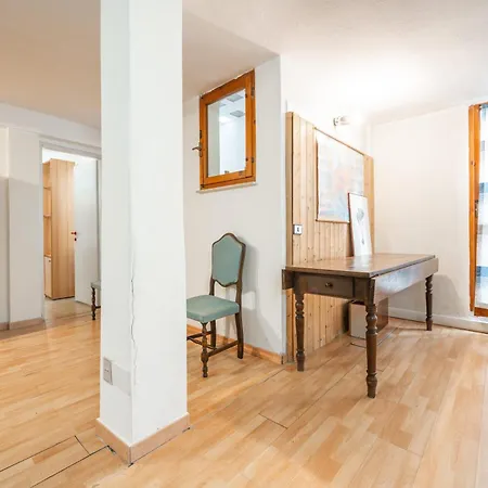 別荘 Casa Serenella クアルトゥ・サンテーレナ