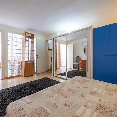 Casa Serenella Holiday home *